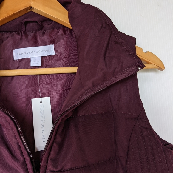 NEW YORK & COMPANY women's plum/wine quilted puffer vest coat - Picture 5 of 8